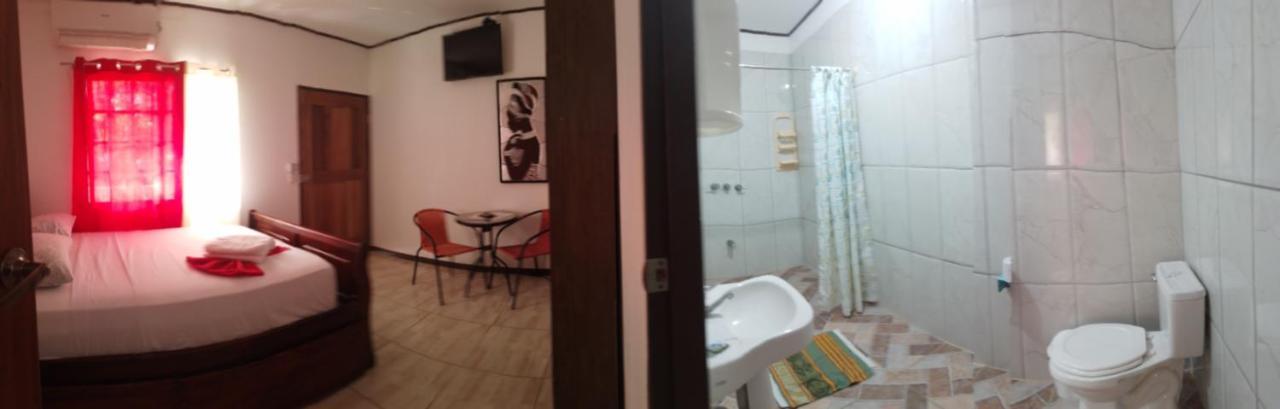 Cabinas Smith Cahuita Zewnętrze zdjęcie