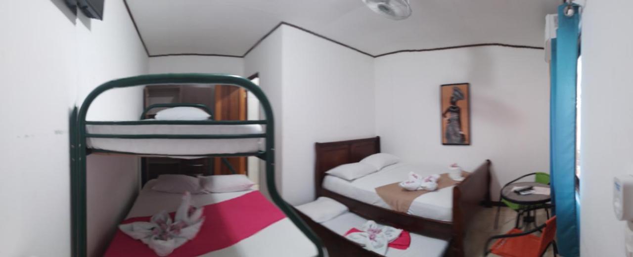 Cabinas Smith Cahuita Zewnętrze zdjęcie