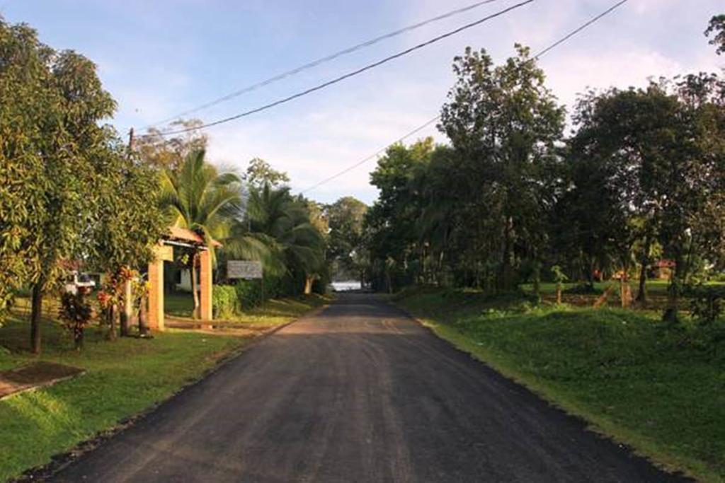 Cabinas Smith Cahuita Zewnętrze zdjęcie